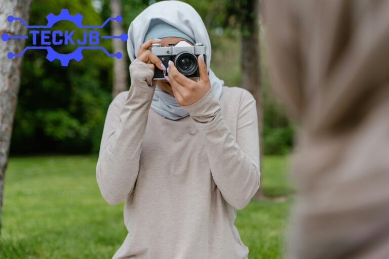 Photeeq